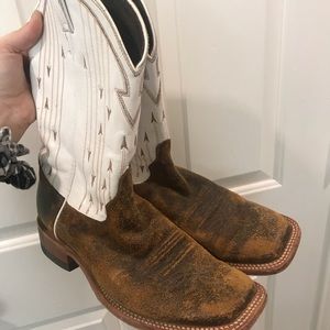 Justin Bent Rail Arrow Stitched Cowboy Boots